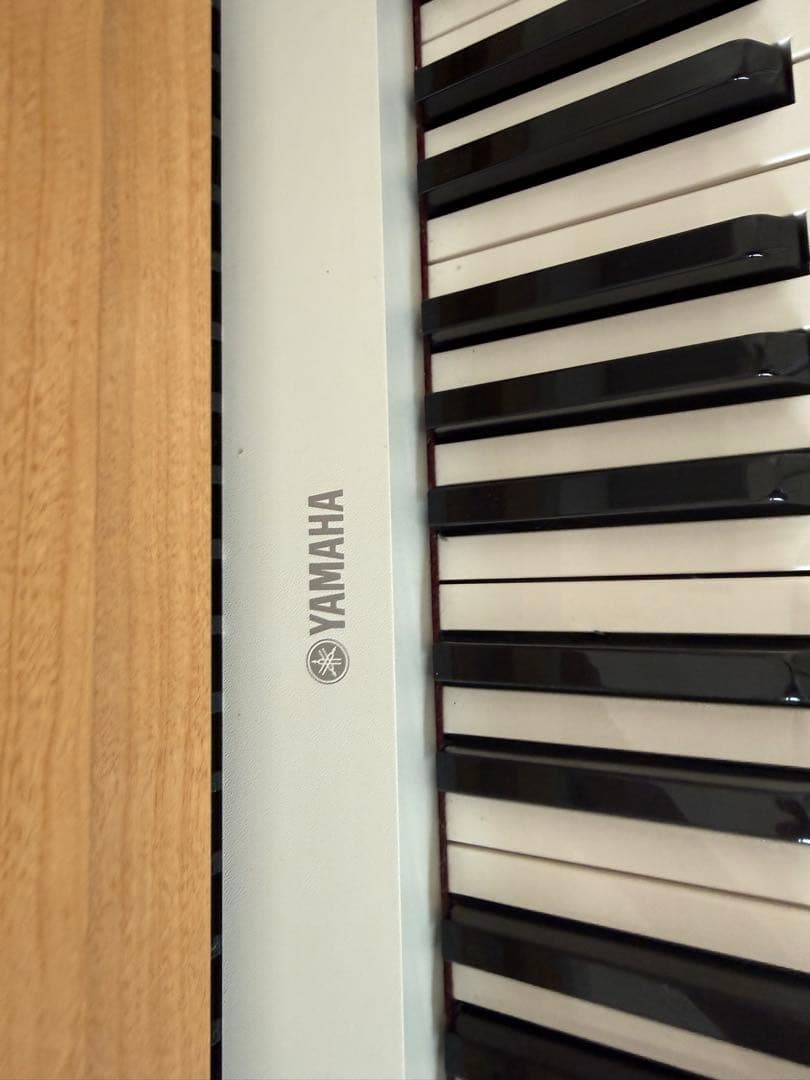 YAMAHA 電子ピアノ