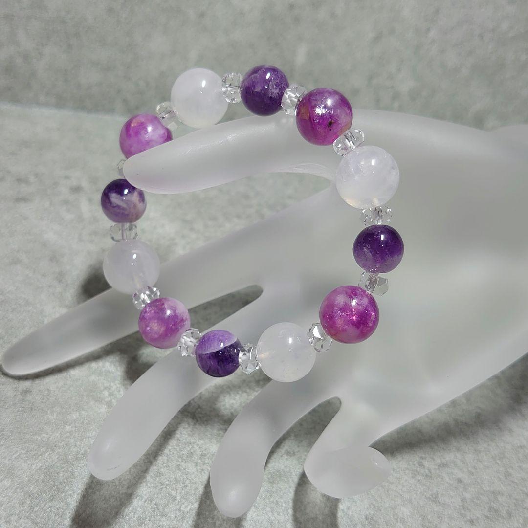 艶やかなレピドライトマイカが際立つ天然石ブレス　素敵な逸品