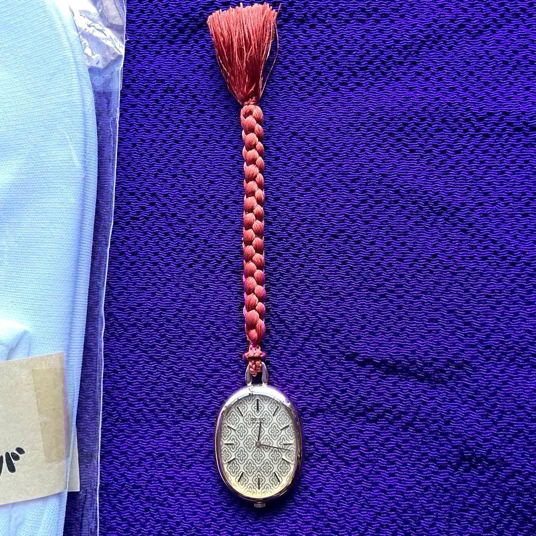 SEIKOの和装用　美しい　時計　　　限定品　貴重　稼動確認済み