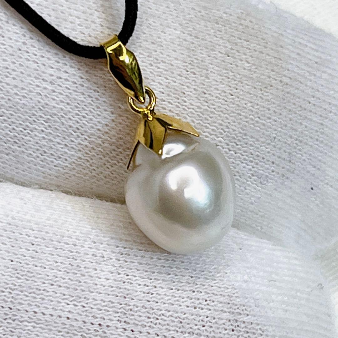 K18 白蝶真珠バロック　8.6mm ペンダントトップ　A002 ネックレス