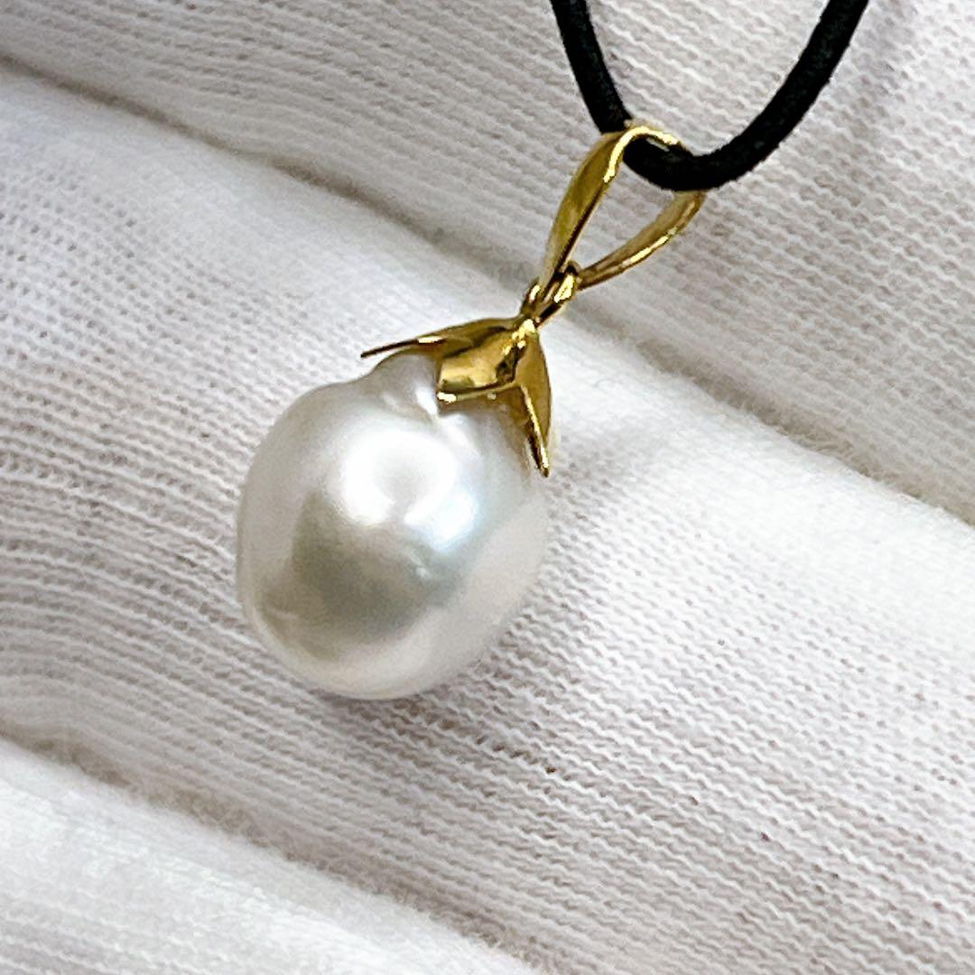 K18 白蝶真珠バロック　8.6mm ペンダントトップ　A002 ネックレス