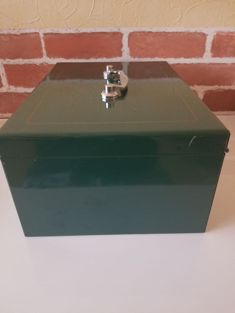 ヤマト金属　金庫