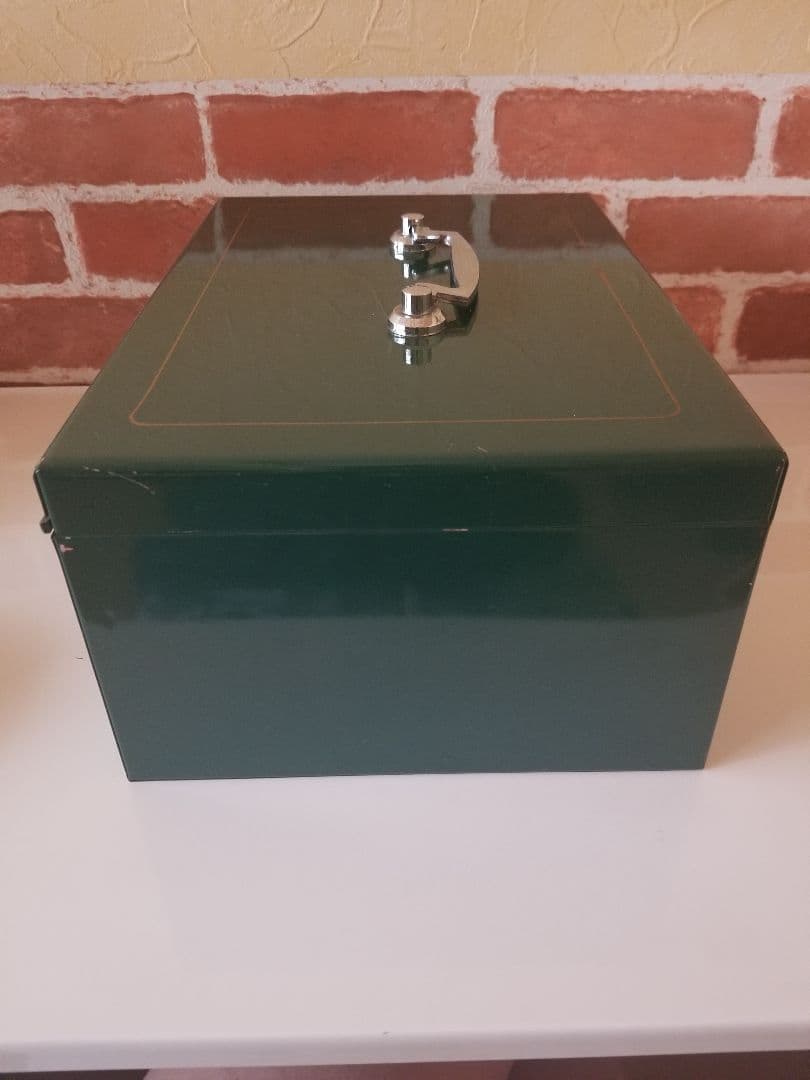 ヤマト金属　金庫