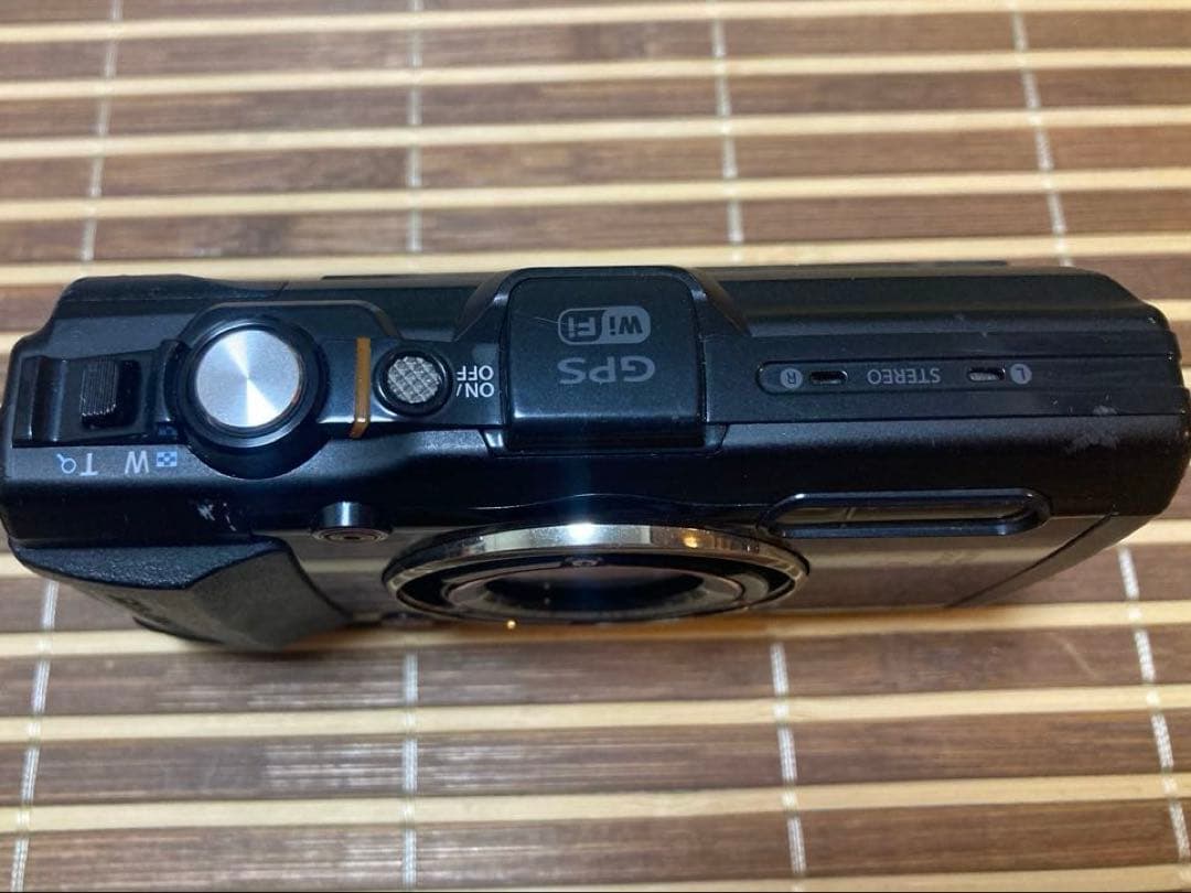 中古品　OLYMPUS STYLUS TG-4 Tough