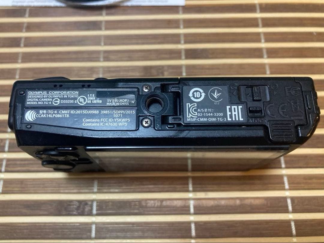 中古品　OLYMPUS STYLUS TG-4 Tough