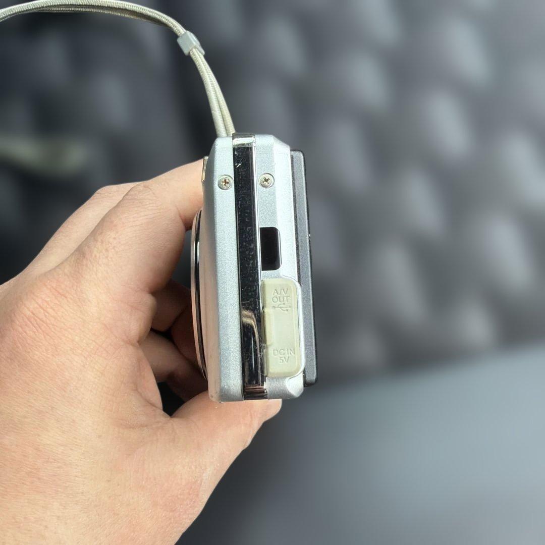 デジタルカメラ Fujifilm FinePix F40fd