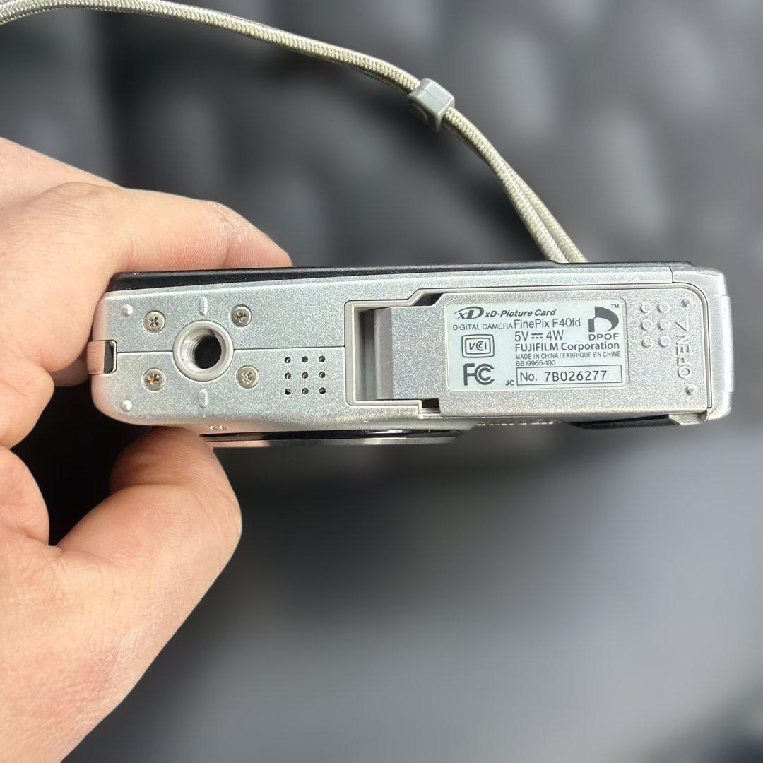 デジタルカメラ Fujifilm FinePix F40fd