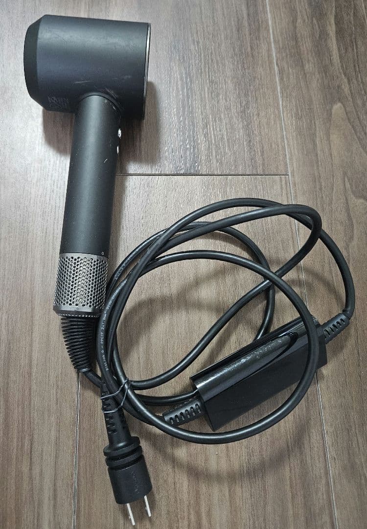 dyson　ダイソン　ドライヤー