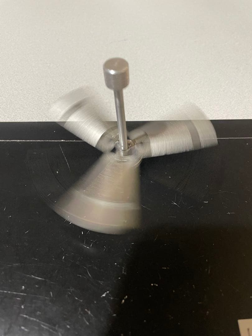 変形コマ　重さ約100グラム　コマ大戦　こま　最終値下げ