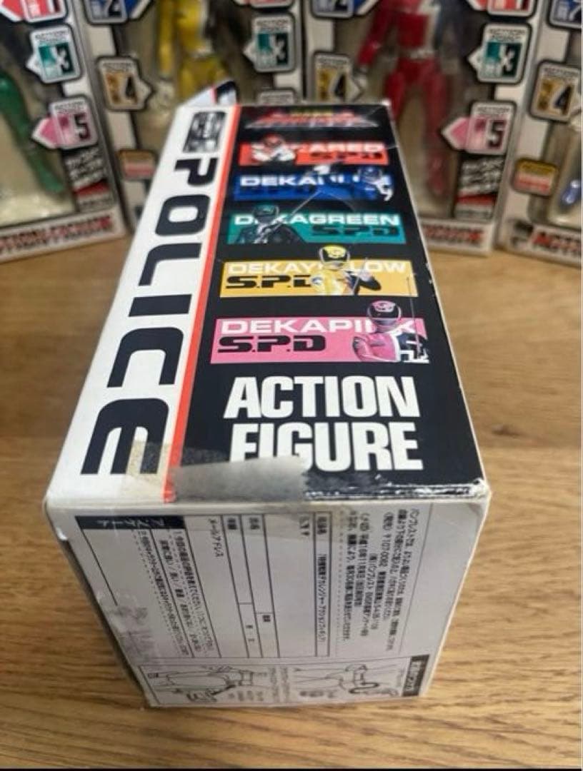 特捜戦隊　デカレンジャー　フィギュア　戦隊ヒーロー　特撮 平成　おもちゃ レア