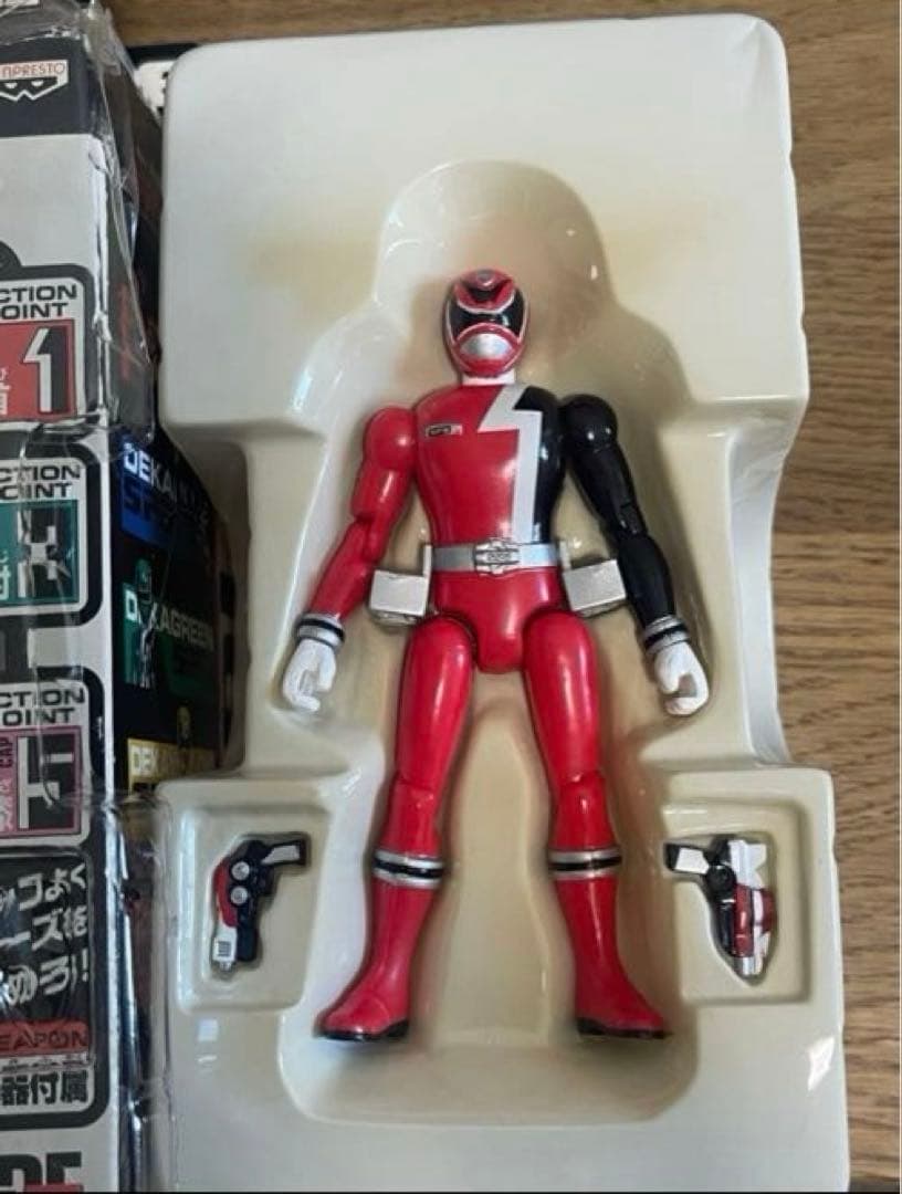 特捜戦隊　デカレンジャー　フィギュア　戦隊ヒーロー　特撮 平成　おもちゃ レア