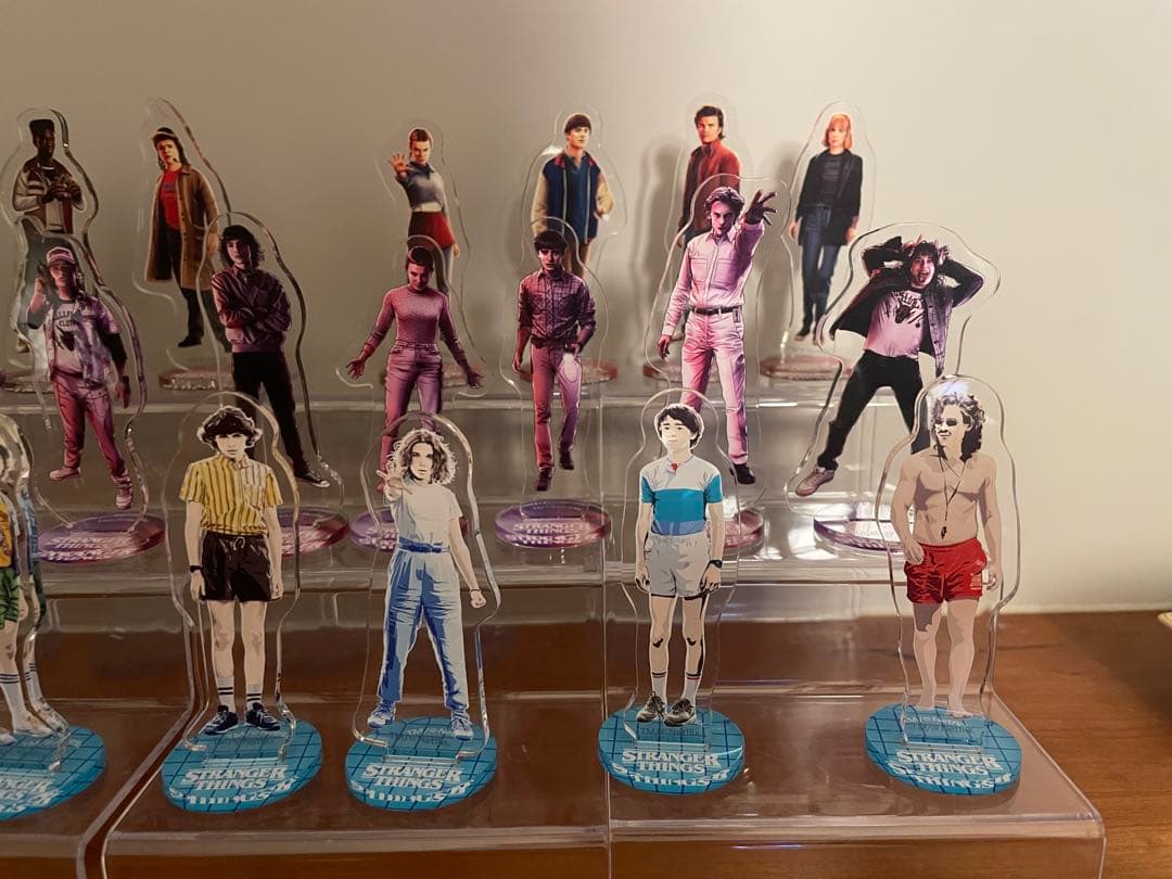 ストレンジャーシングス アクリルスタンド　 9個セット