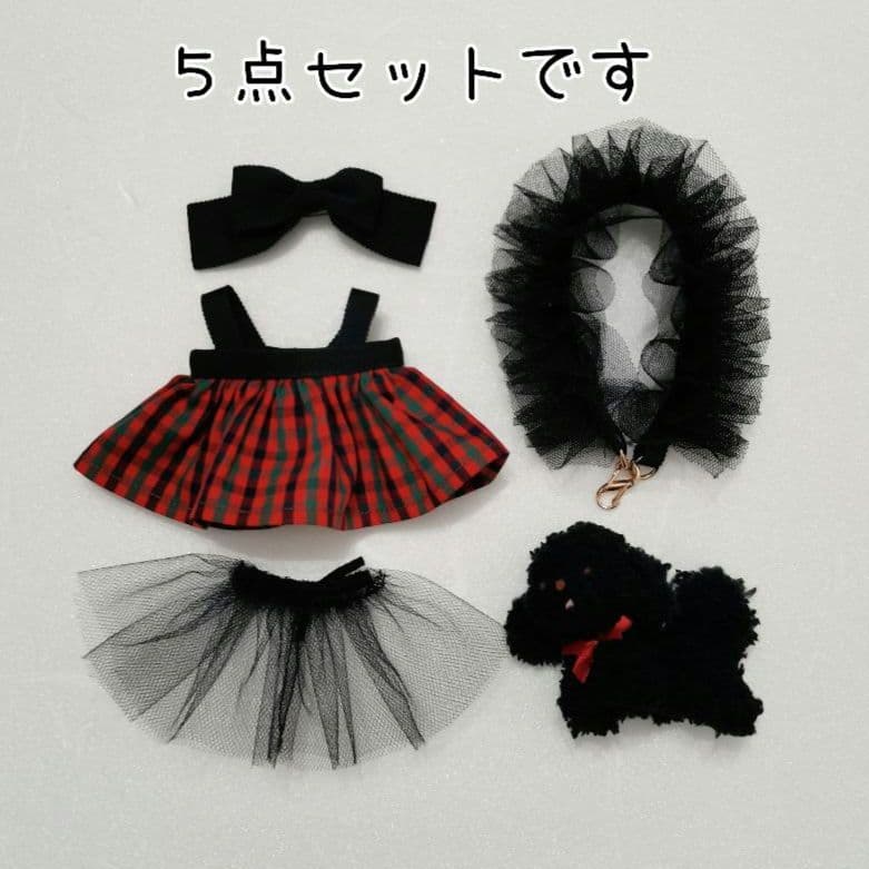 ま*な様 マスコットベア　お洋服セット　ファミちゃん　ファミリア bibiy 赤