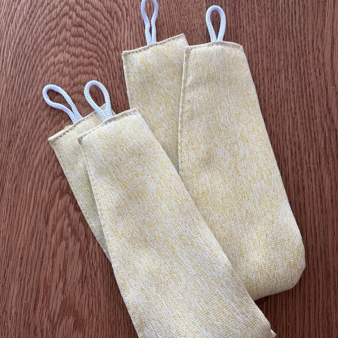 ニトリ　イエロー プリーツカーテン遮光2級