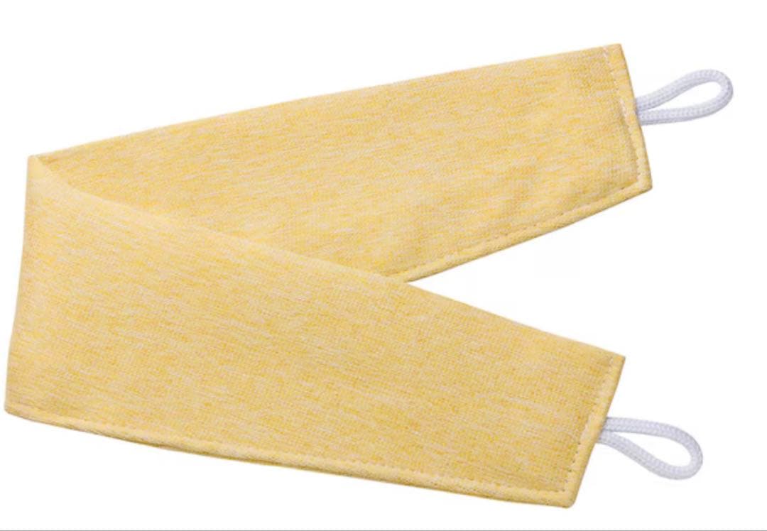 ニトリ　イエロー プリーツカーテン遮光2級