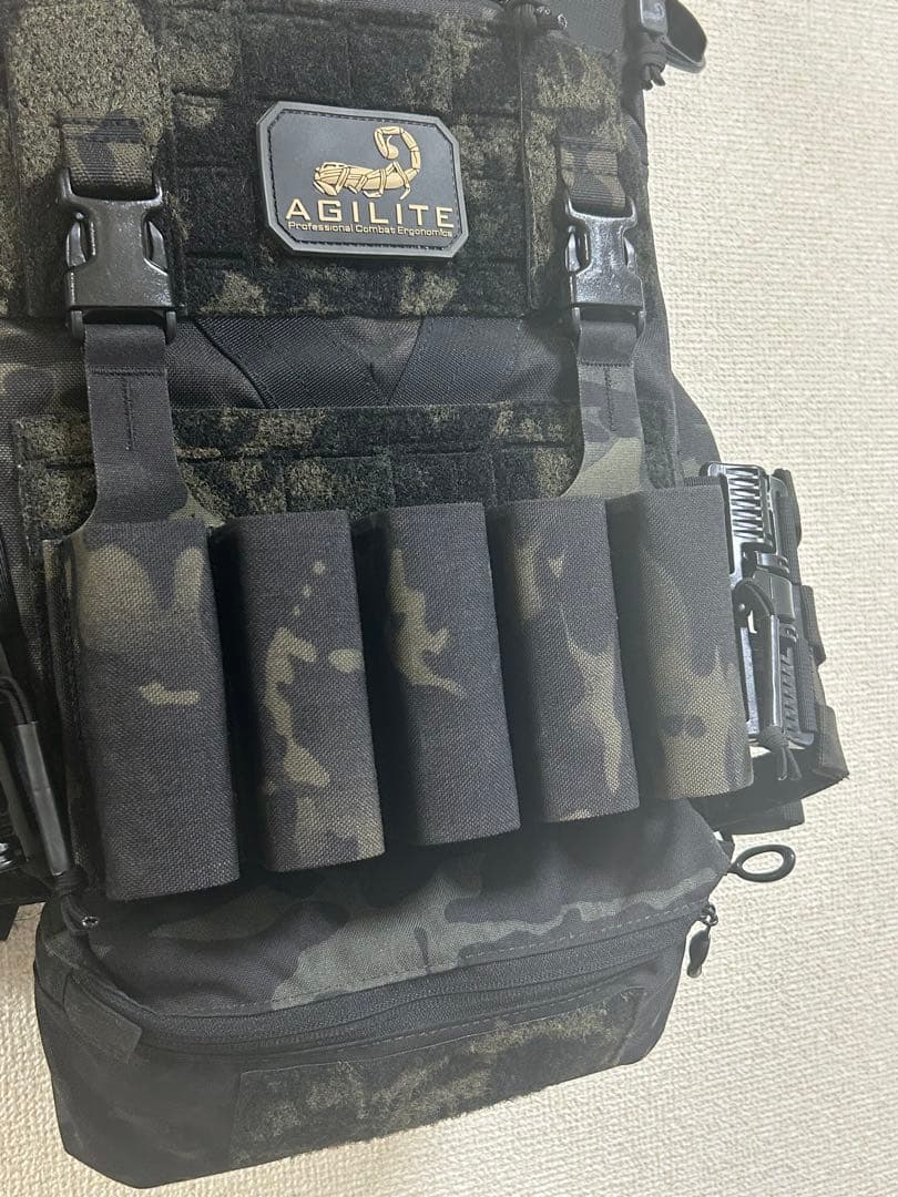 【美品】実物AGILITE K19 実物装備多数マルチカムブラック esstac