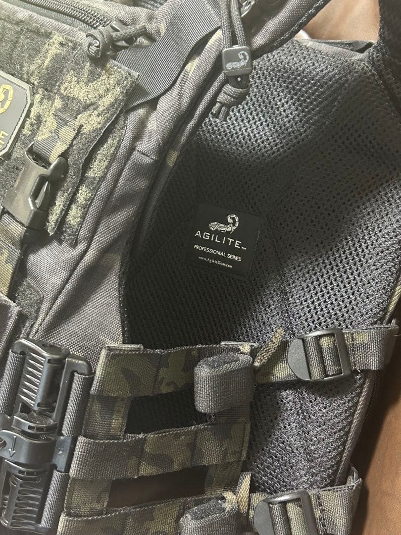 【美品】実物AGILITE K19 実物装備多数マルチカムブラック esstac