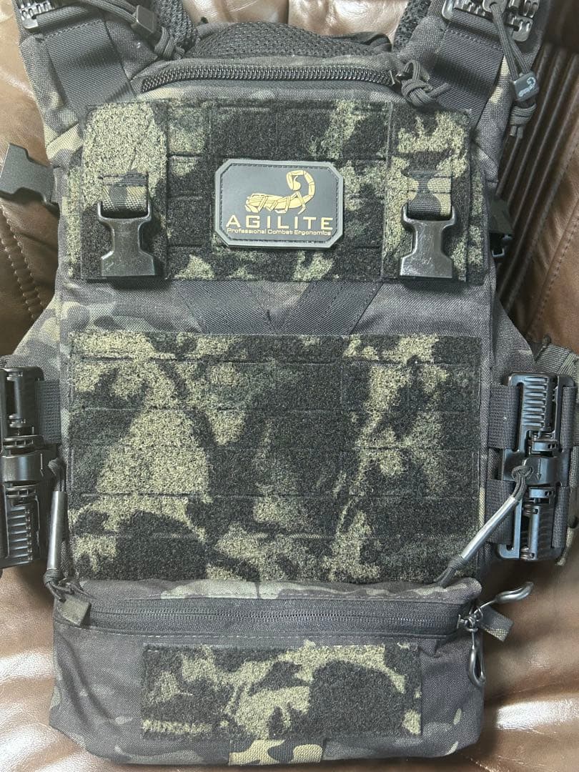 【美品】実物AGILITE K19 実物装備多数マルチカムブラック esstac