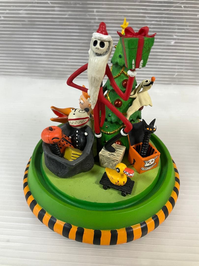 3000個限定 ナイトメア ビフォア クリスマス ドームヴィネット Disney