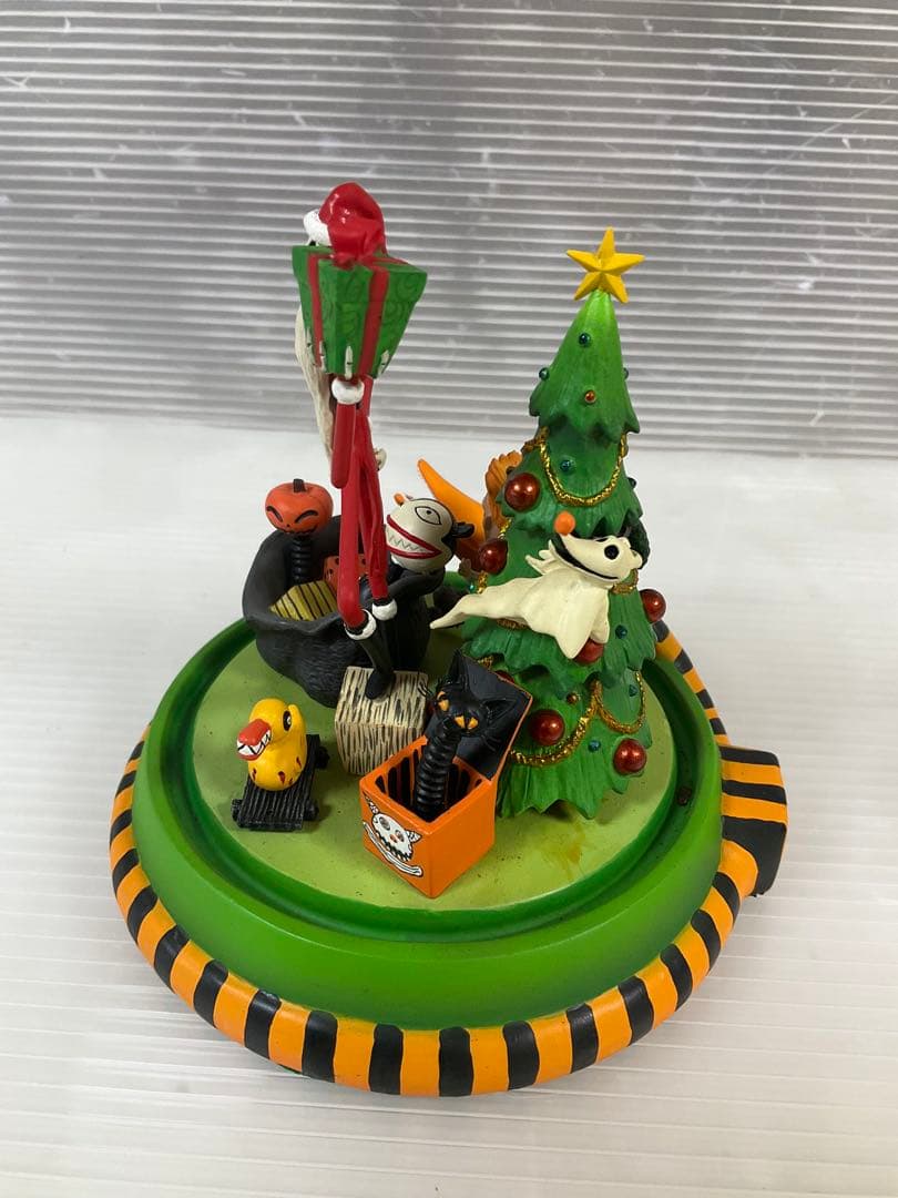 3000個限定 ナイトメア ビフォア クリスマス ドームヴィネット Disney