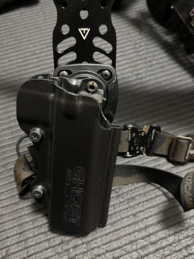 実物　ハイキャパ　ホルスター　コンバットマスター　tti staccato