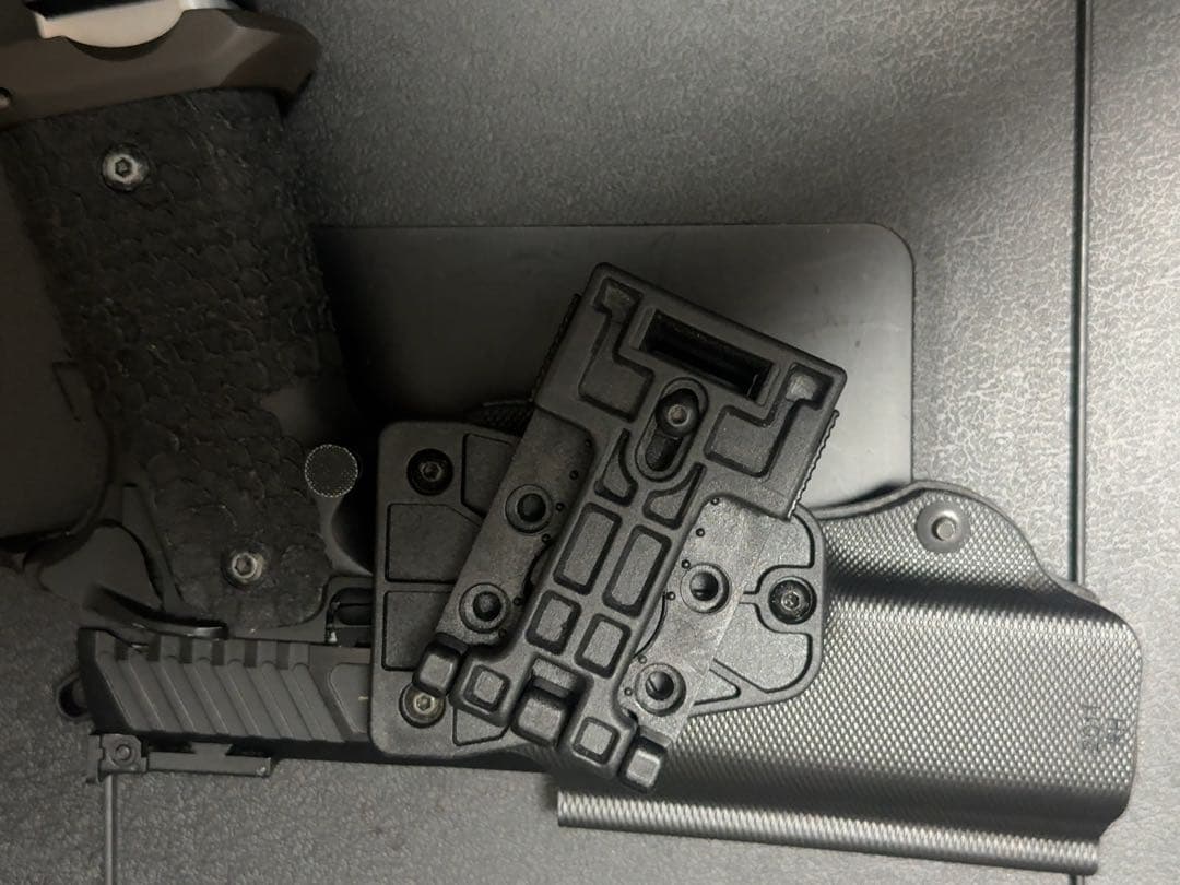 実物　ハイキャパ　ホルスター　コンバットマスター　tti staccato