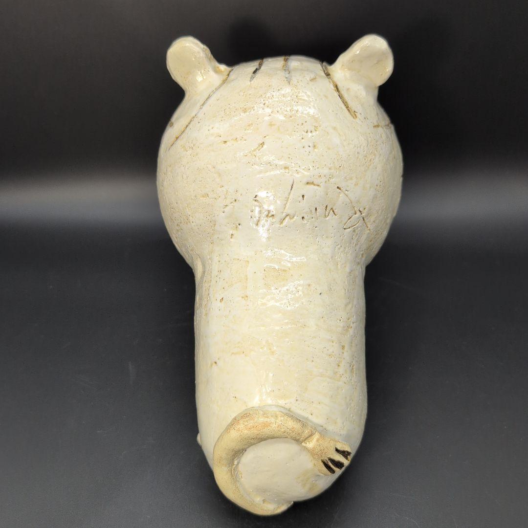 【新品未使用】癒し ホワイト キャット (中) 瀬戸焼　ネコ 置物