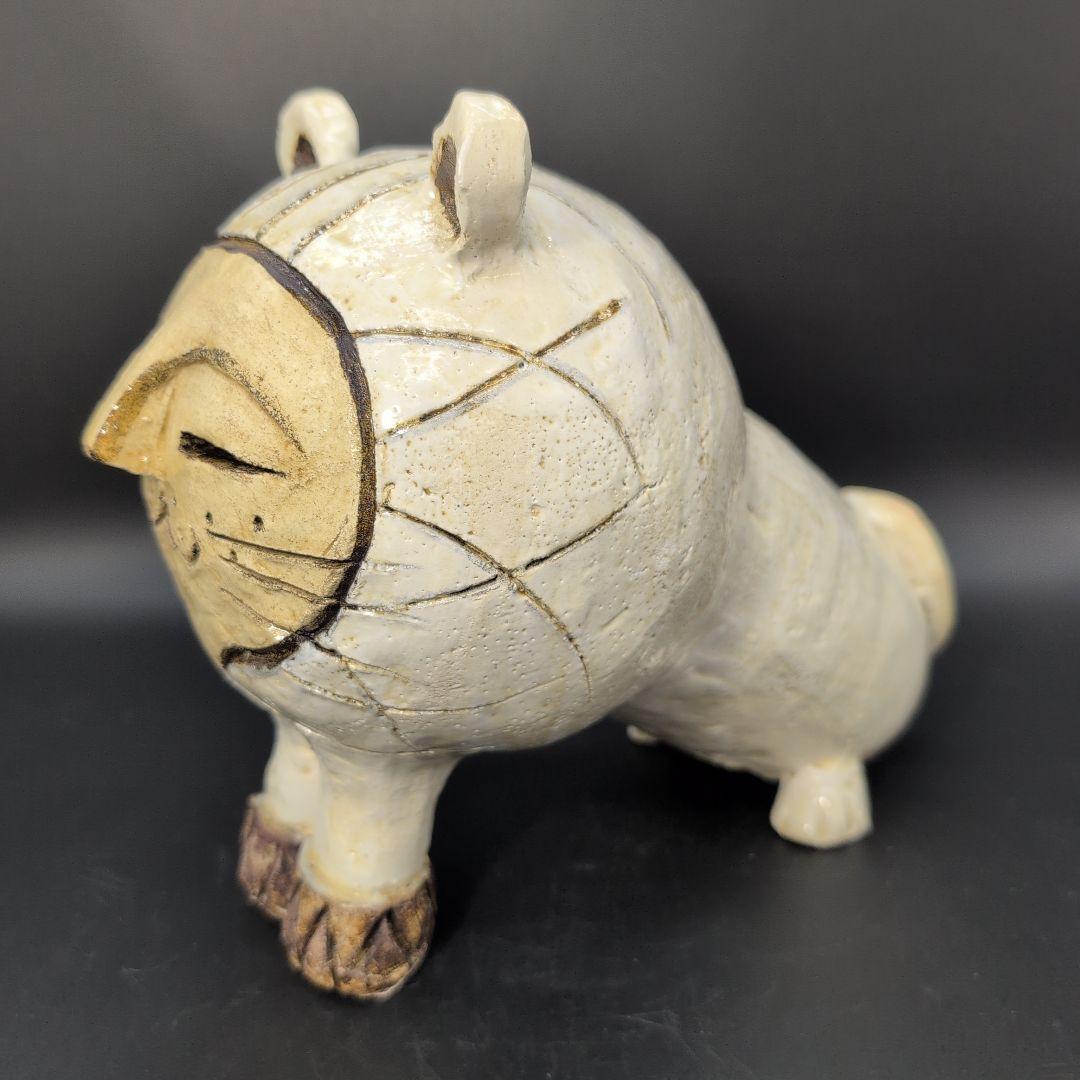 【新品未使用】癒し ホワイト キャット (中) 瀬戸焼　ネコ 置物