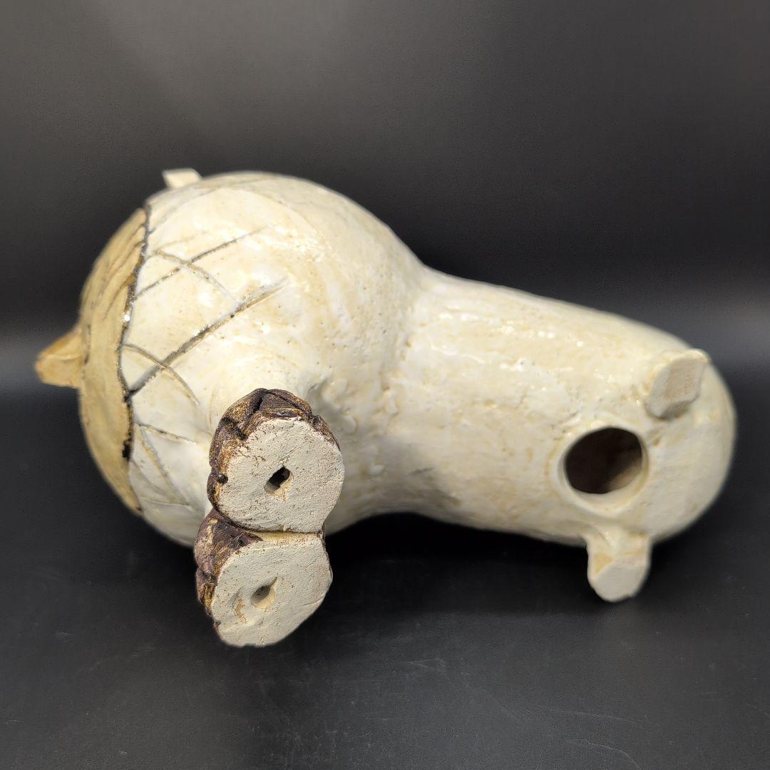 【新品未使用】癒し ホワイト キャット (中) 瀬戸焼　ネコ 置物