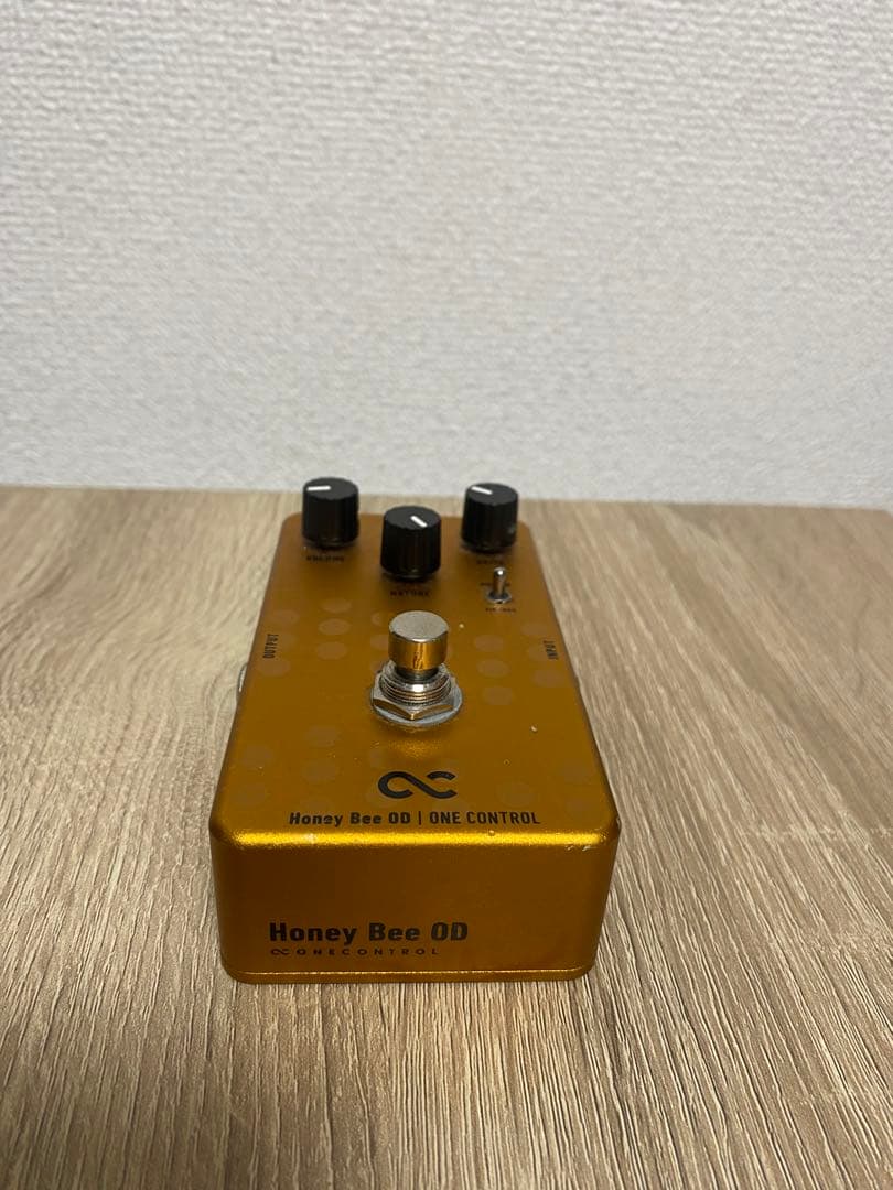 One Control Honey Bee OD ギターエフェクター