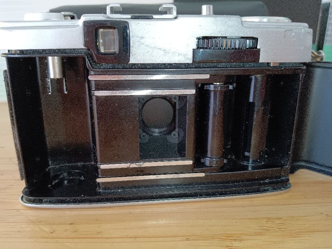 《TA336》OLYMPUS pen EE-3 コンパクトカメラ シャッターOK