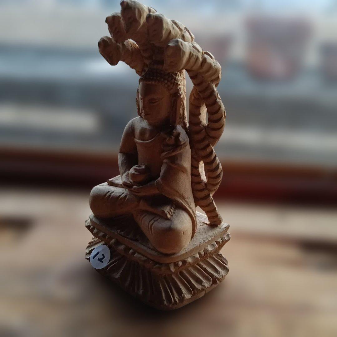 12.神、木製仏像 蛇の彫刻付き 約20cm、珍しい極小品