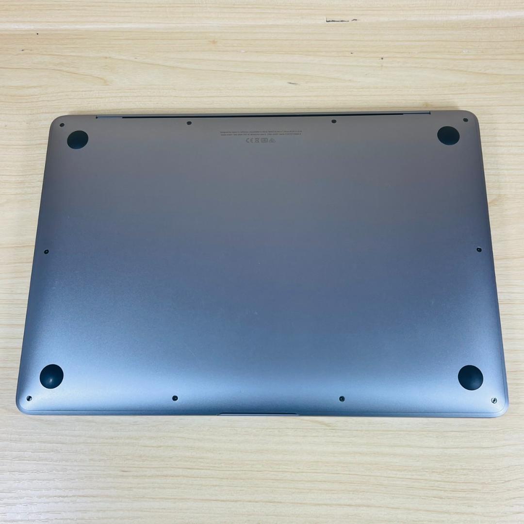 MacBook本体 P245 Apple MacBook Air M1 13inch