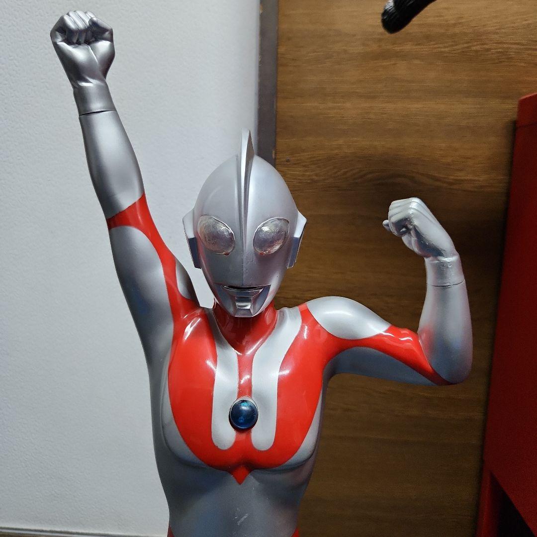ウルトラマン フィギュア 約63cm