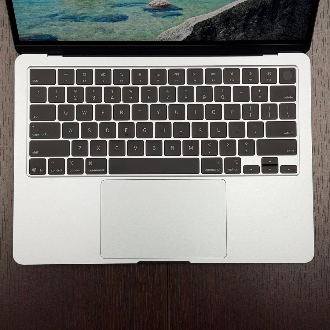 MacBook Air 13インチ M4 スカイブルー USキーボード