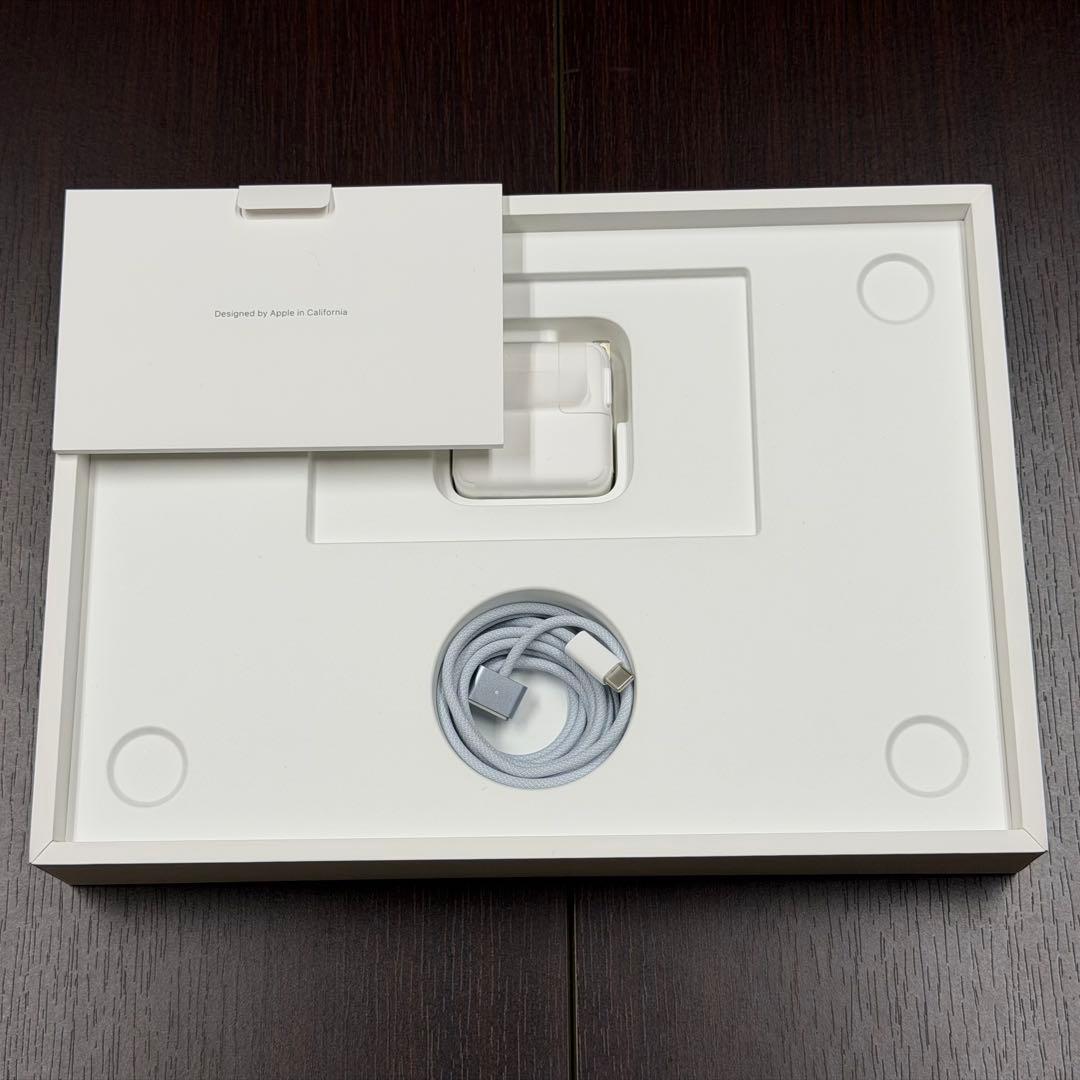 MacBook Air 13インチ M4 スカイブルー USキーボード