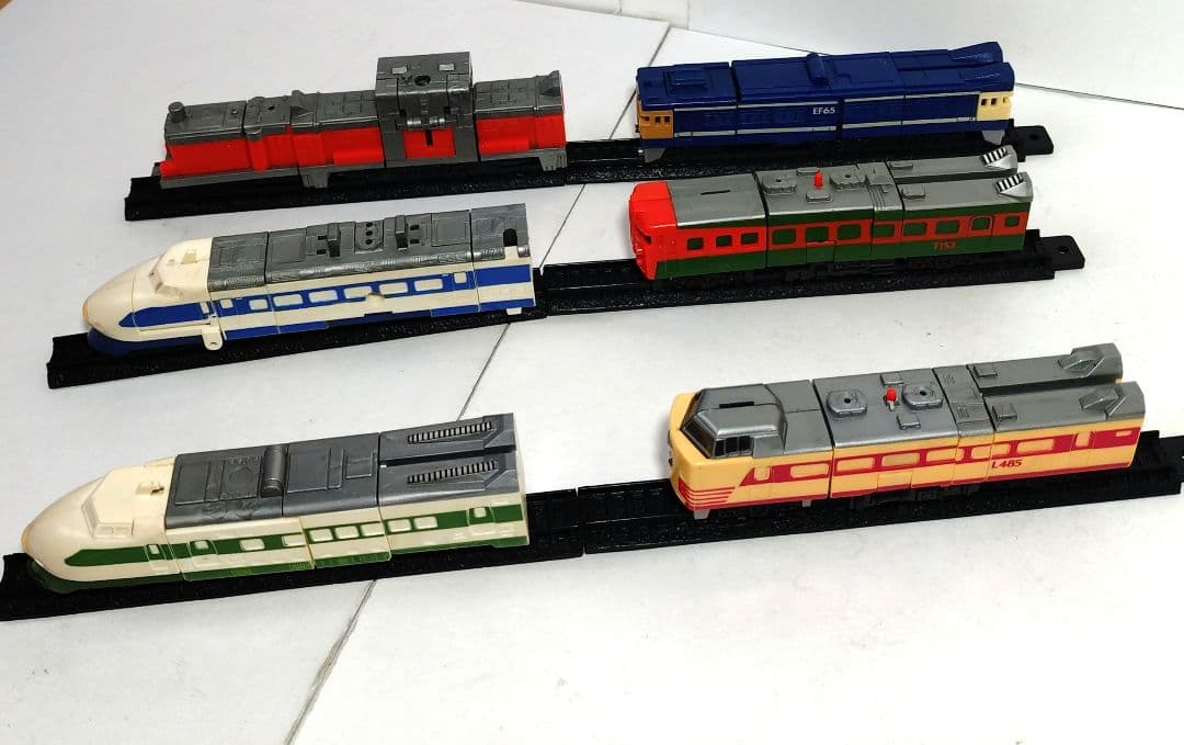 トレインロボ6体セット　ダイアクロン　検索用　トランスフォーマー　ライデン
