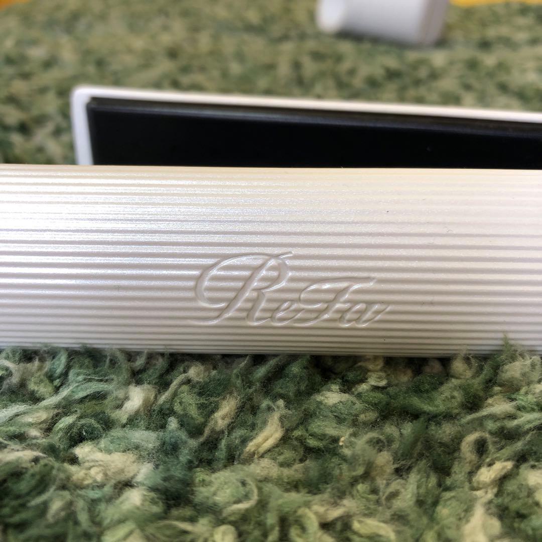 と11●ReFa ヘアアイロン ホワイトRE-AC02A 2021年製