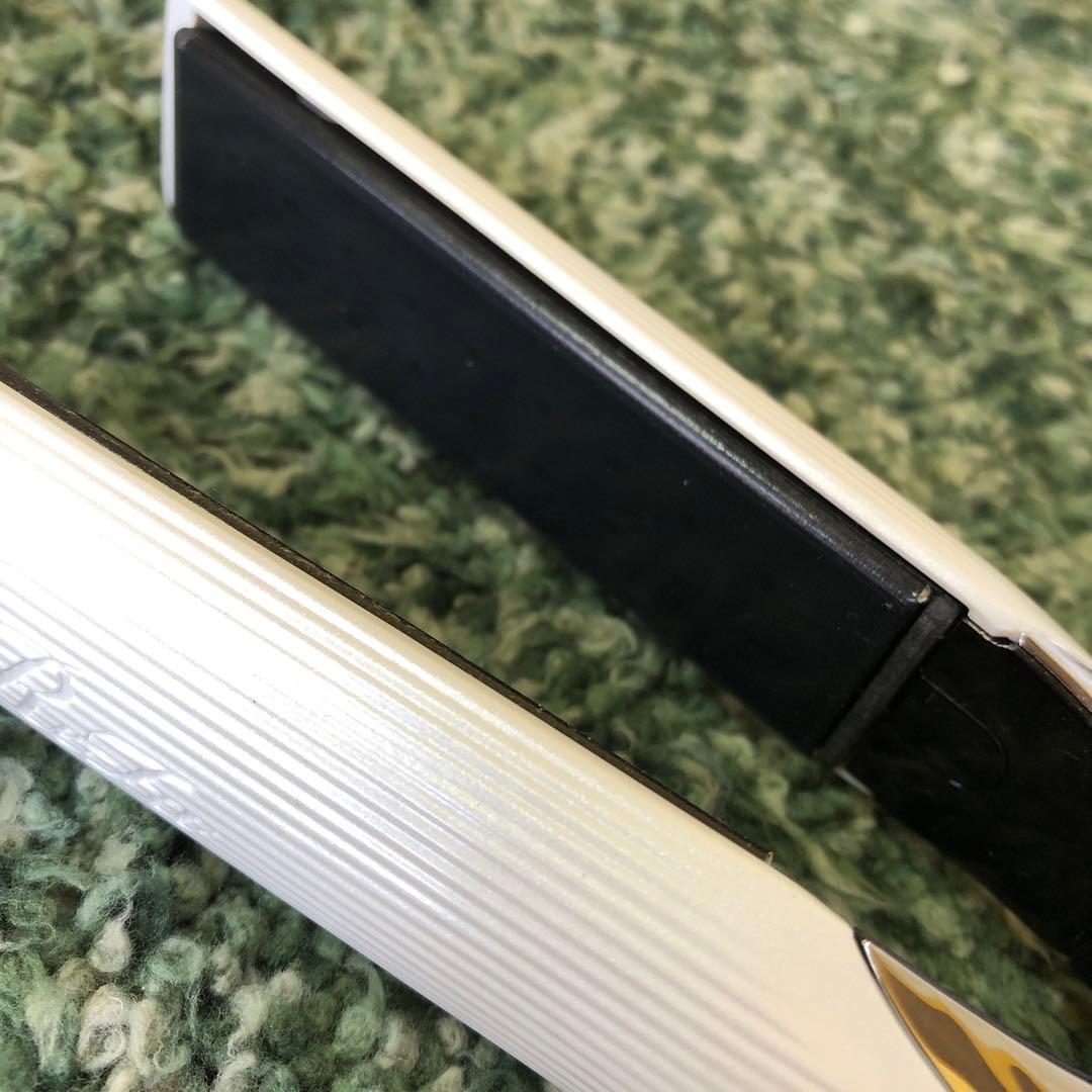 と11●ReFa ヘアアイロン ホワイトRE-AC02A 2021年製