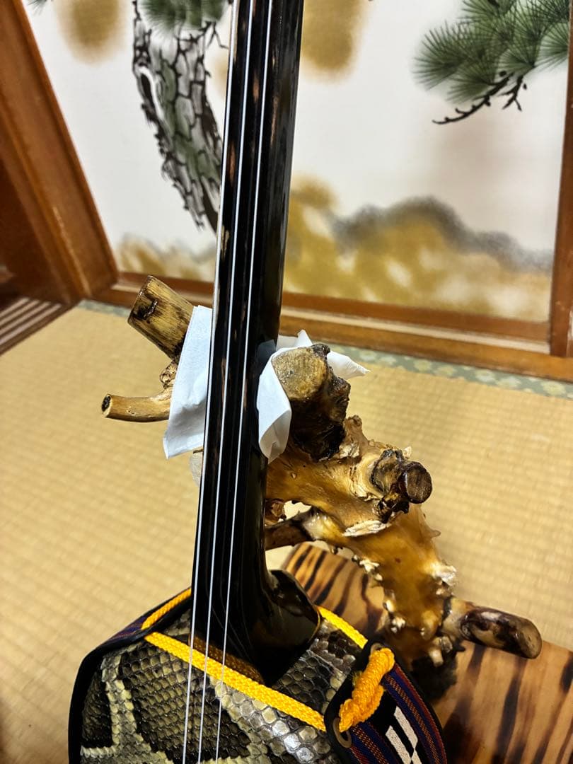 沖縄三線　本島産クルチ(黒木) ユナー！与那城型　本皮一枚張り