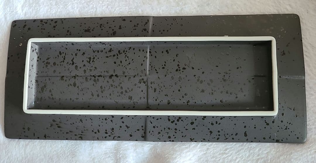 黒墨こぼし角皿