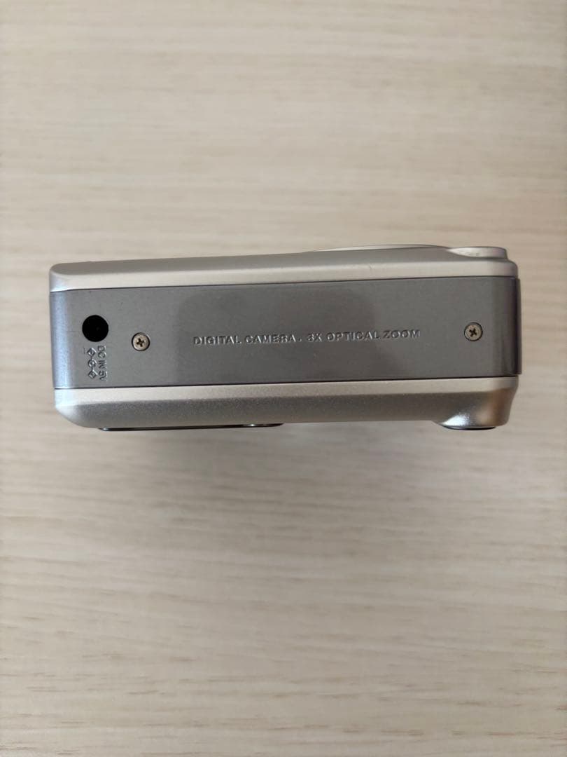 FUJIFILM FinePix F601 コンパクトデジタルカメラ　即購入OK