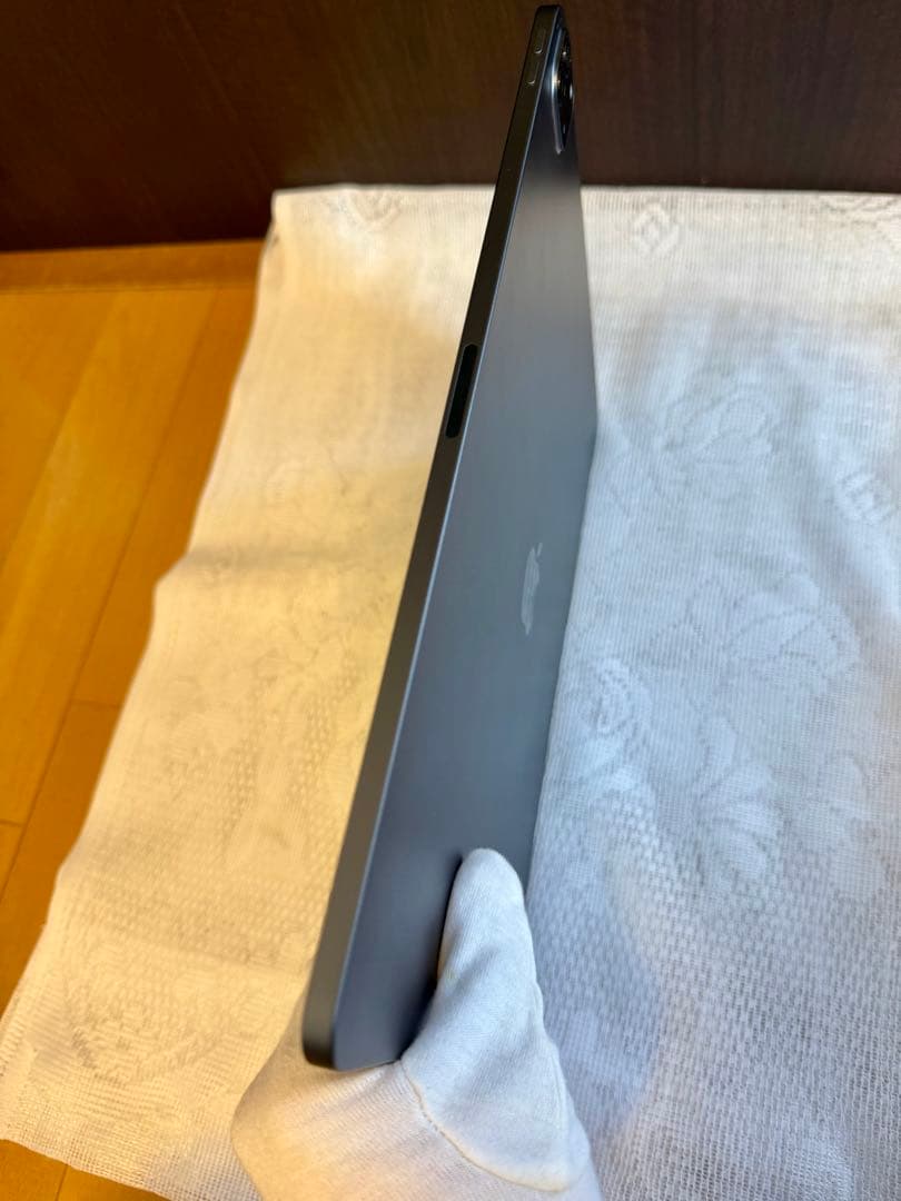 【超美品】Apple iPad Pro 12.9インチ 第5世代 256GB