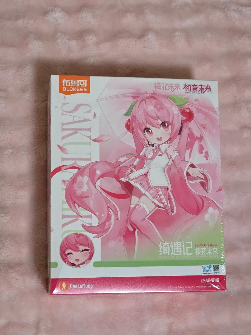 未開封 Blokees 初音ミク 公式 海外限定 BJD ドール 桜ミク