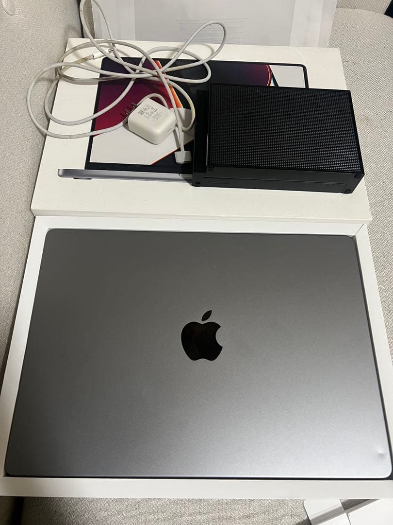 Apple MacBookpro14インチスペースグレー 本体