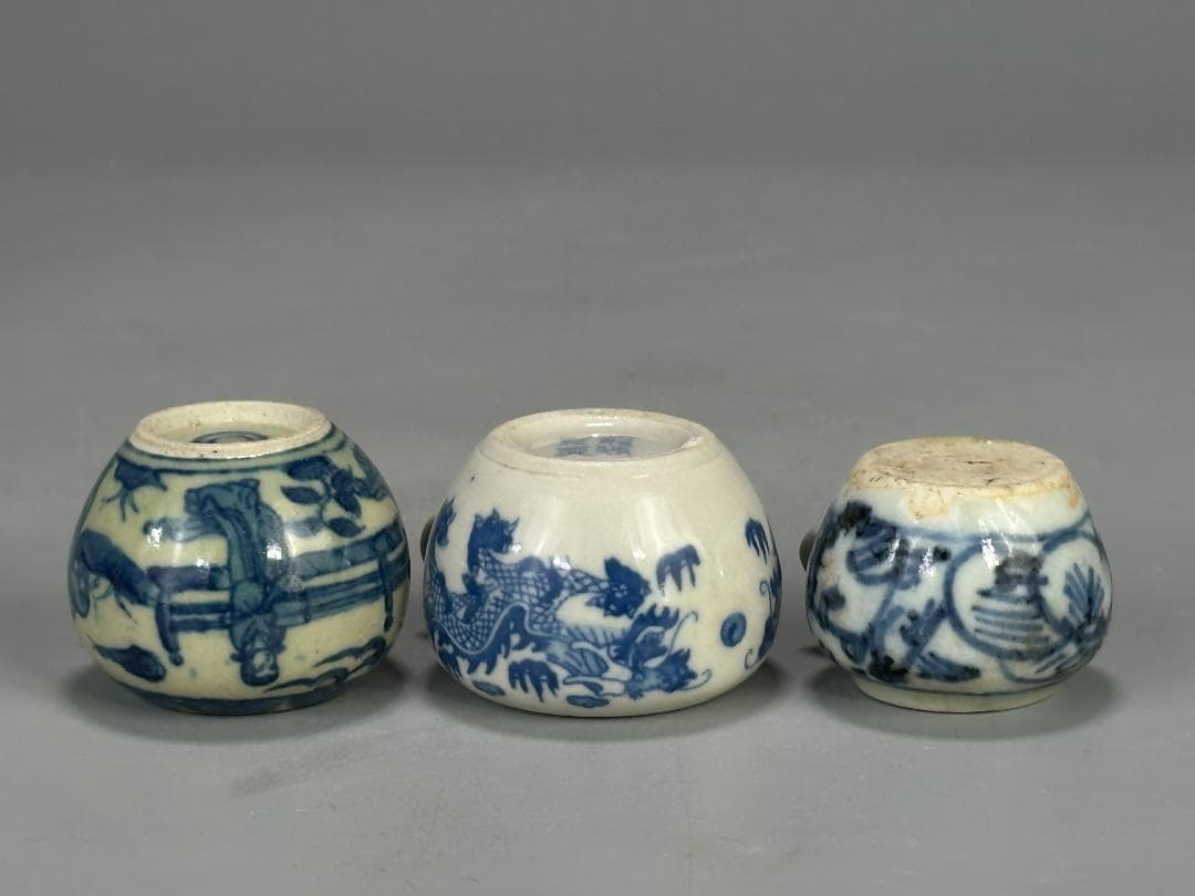 UM20-2U中国美術　景徳鎮窯　青花龍文　人物画　鳥食罐小壺　唐物　3点まとめ