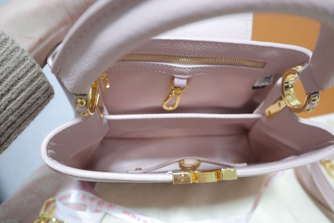 ノベルティ ピンク レザー 2way ハンドバッグ