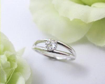 ☆２点セット ローズカットのリングとペンダントネックレス　ホワイトトパーズ流線