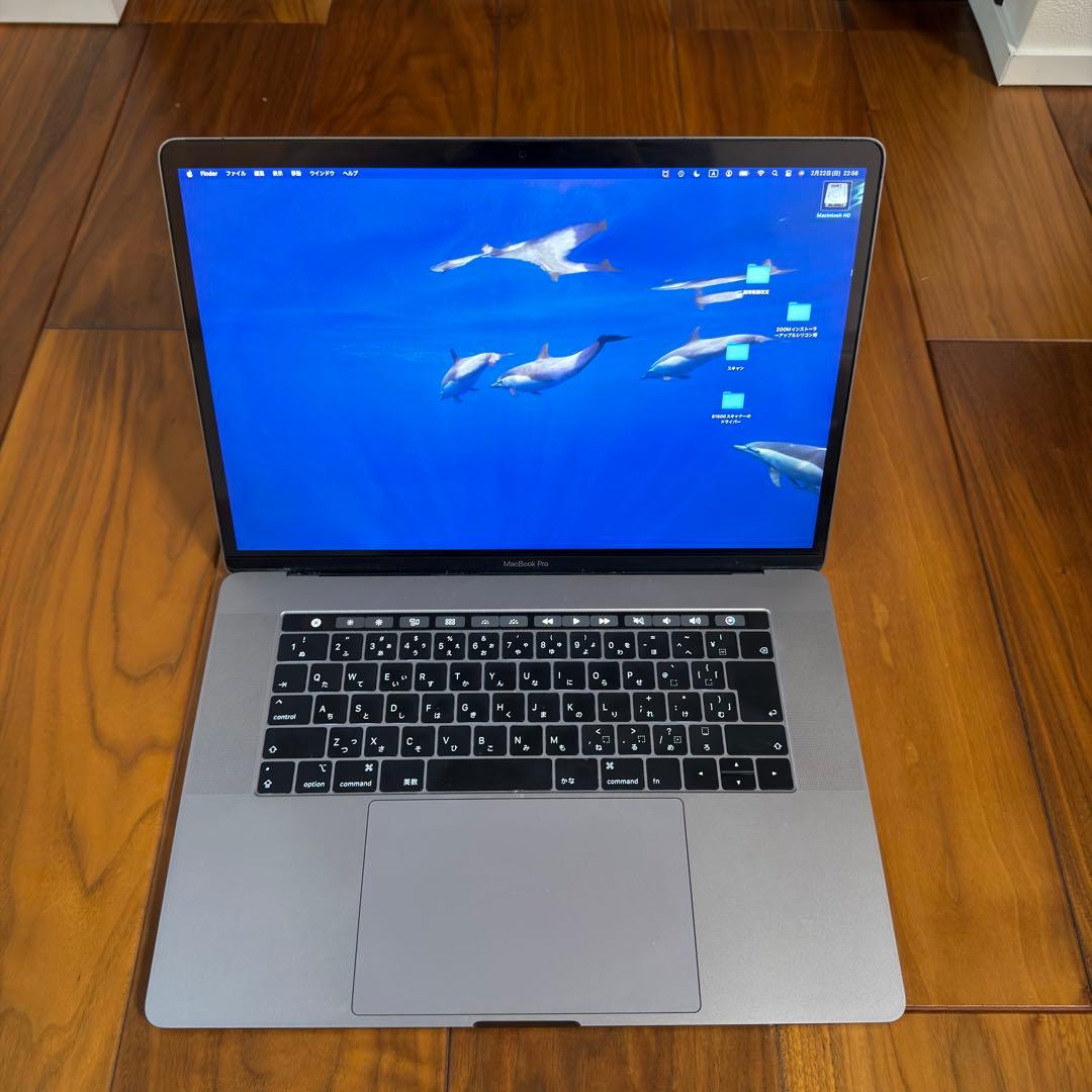 MacBook本体 MacBook Pro 2018 15inch Core i7 16Gb