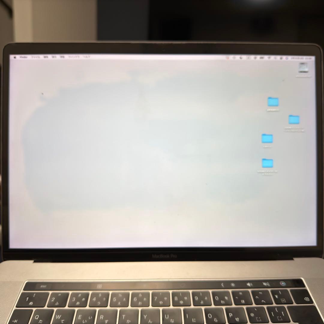 MacBook本体 MacBook Pro 2018 15inch Core i7 16Gb